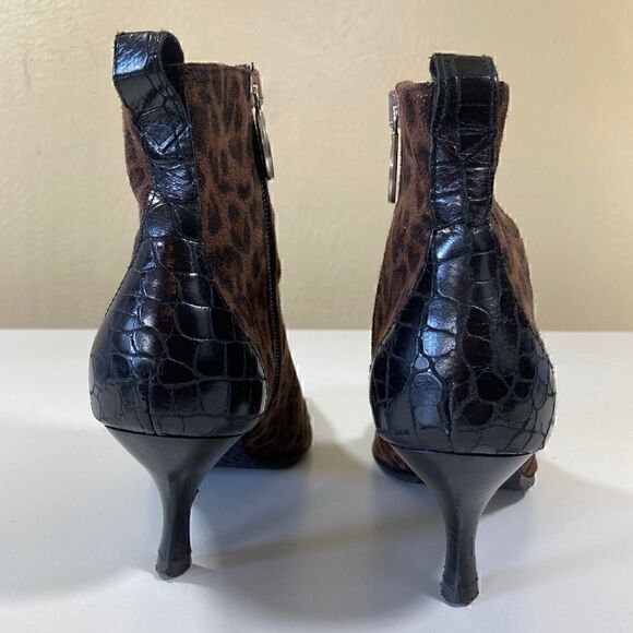DONALD PLINER 5 leopard print brown booties EUC - Picture 7 of 16
